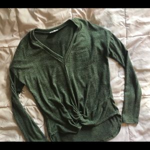 Green Long Sleeve Top